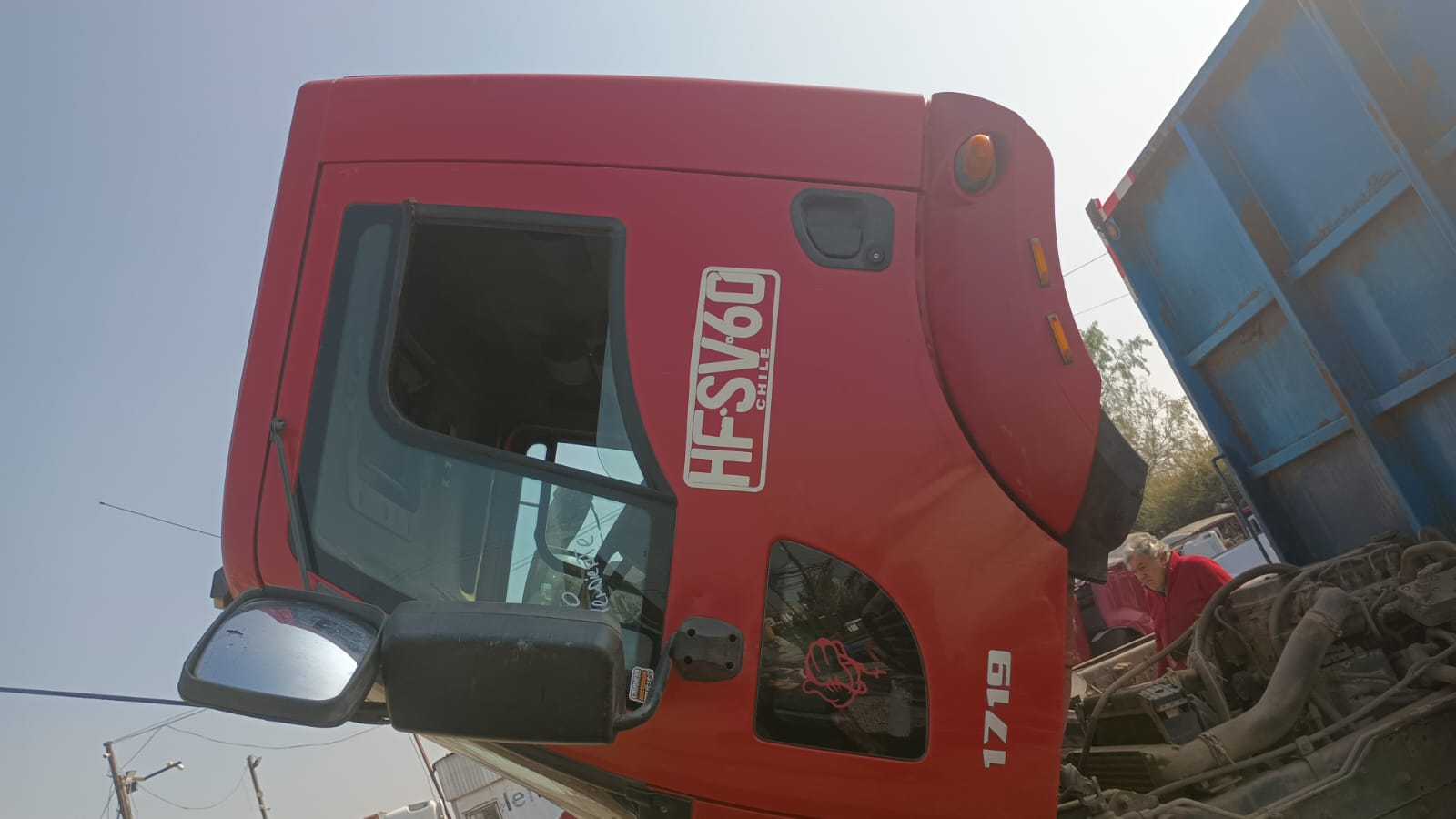 ESTANQUE DE PETROLEO Ford CARGO 1719 2012  USADO  EN DESARME